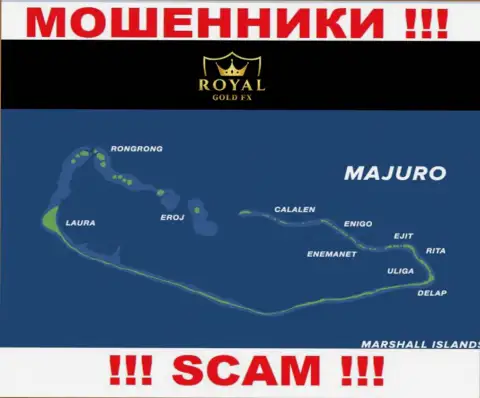 Советуем избегать совместного сотрудничества с мошенниками RoyalGoldFX Com, Majuro, Marshall Islands - их офшорное место регистрации